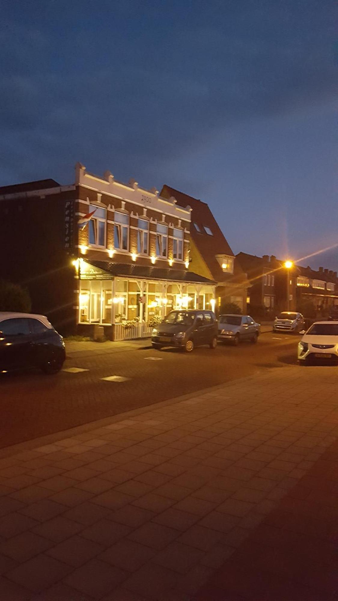 Pension Zee En Duinzicht Zandvoort Exterior foto